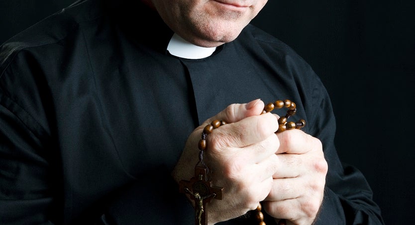 No cesa el escándalo por los clérigos pederastas.