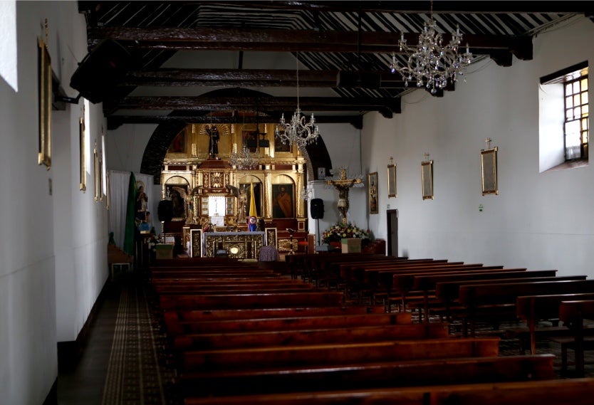 Interior iglesia San Bernandino 2