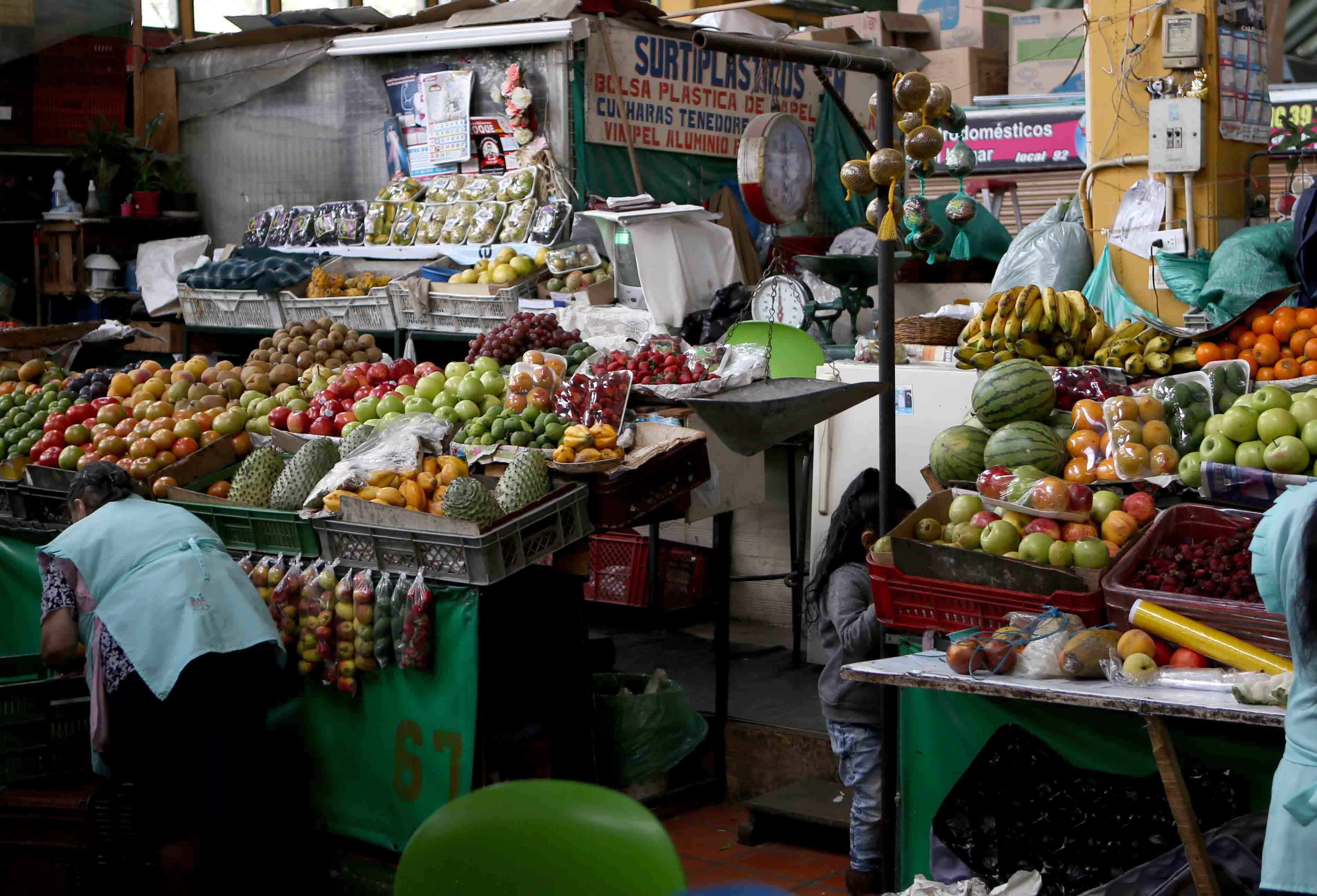 Plazas de mercado en Bogotá ahora serán puntos de vacunación.