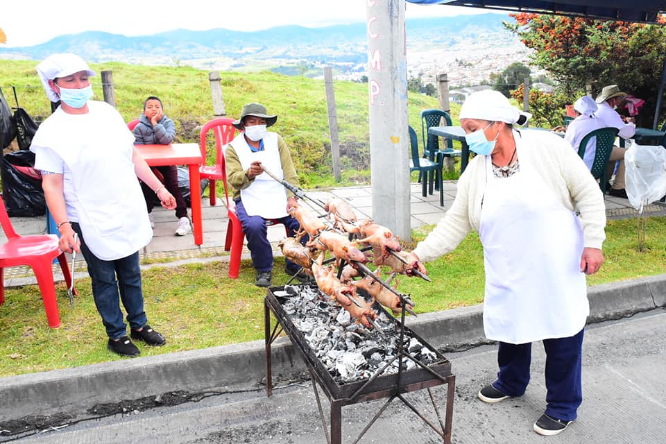 Asado se sirve el plato tipico de Nariño
