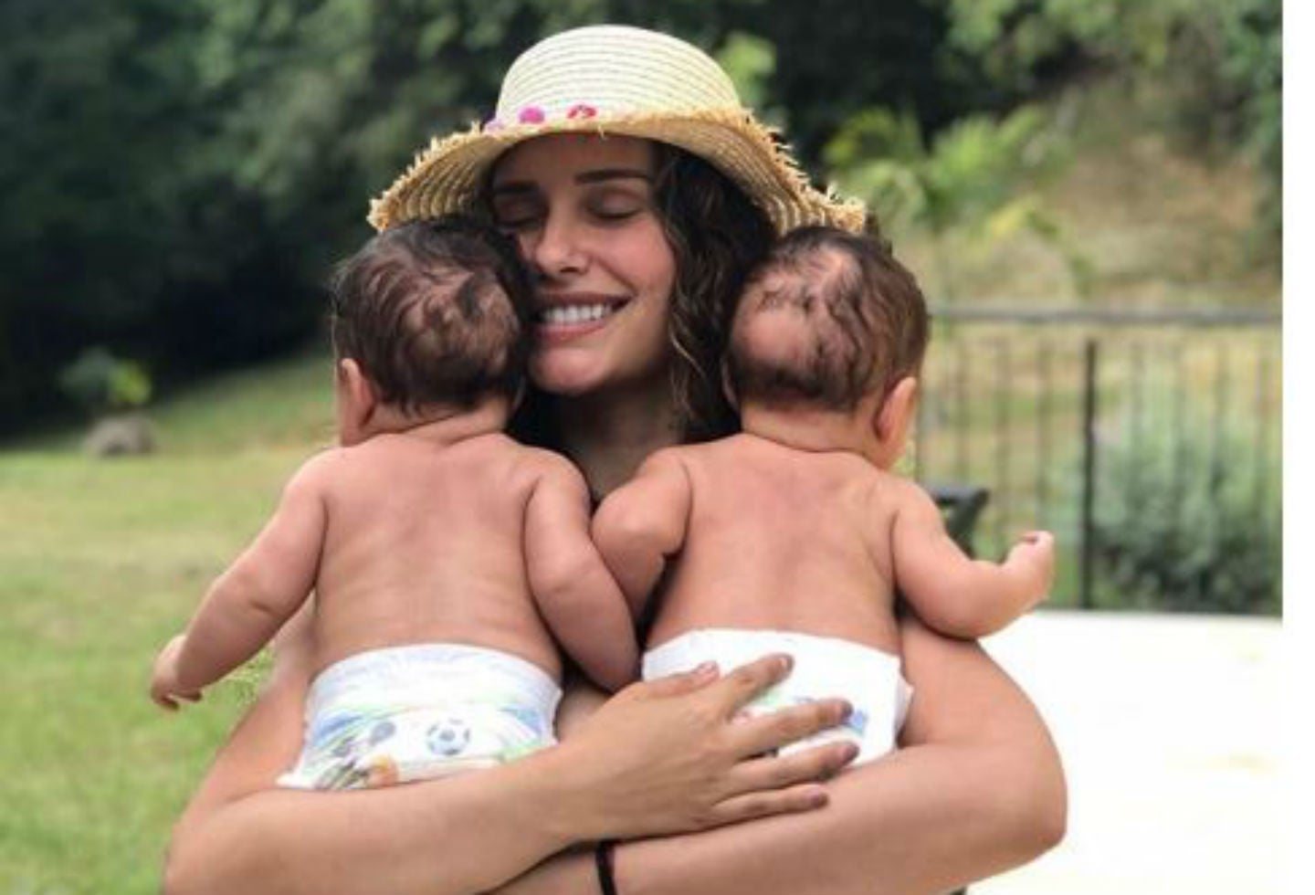 María Clara Rodríguez y sus mellizos.