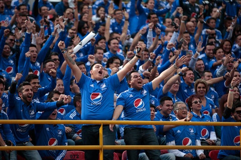 Hinchas de Millonarios recibieron al hijo de Jhon Mario Ramírez