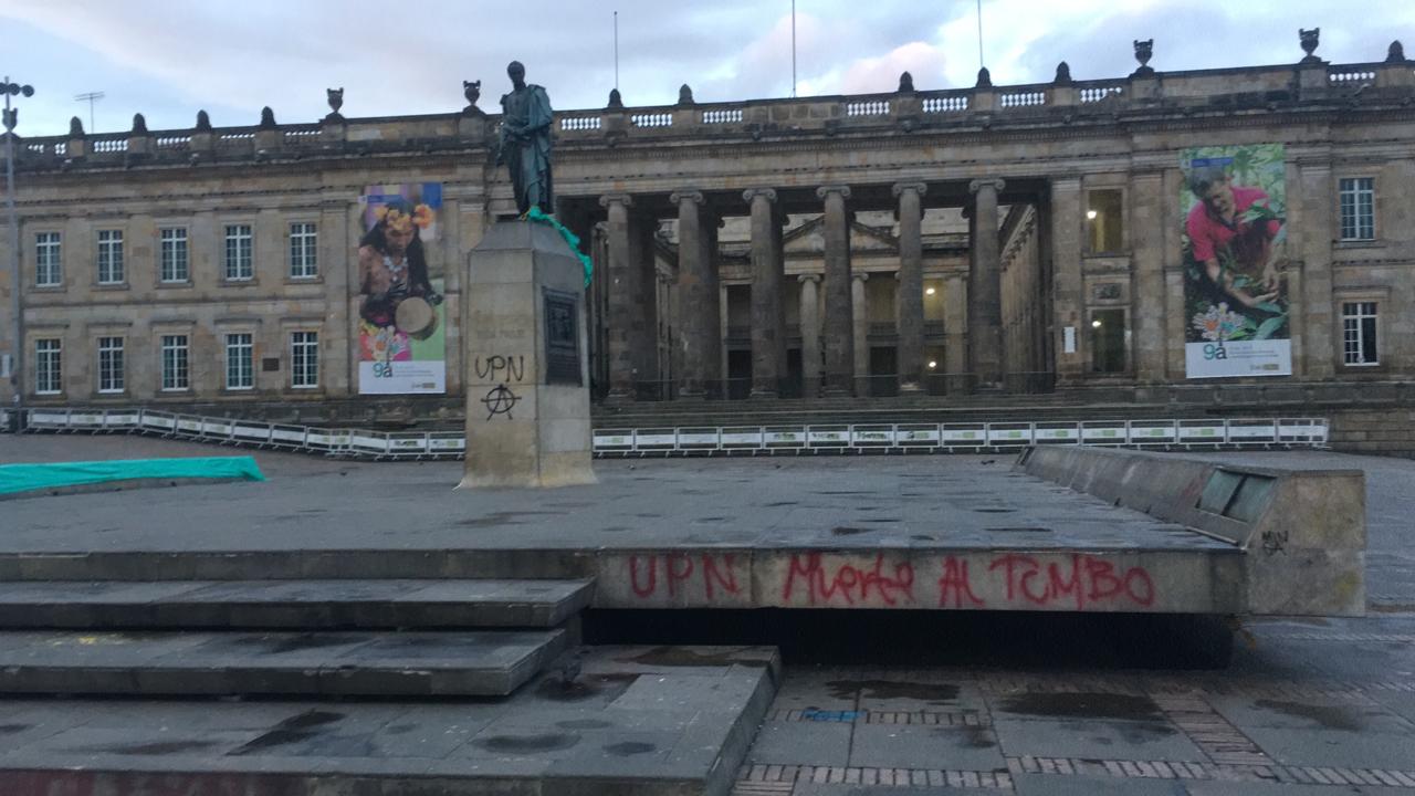 Plaza de Bolívar afectada tras protestas