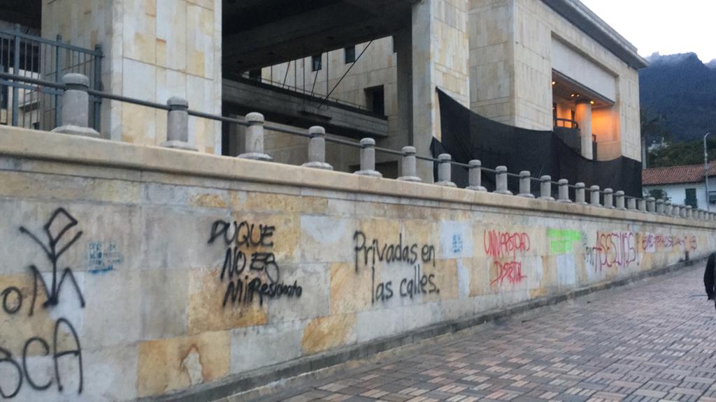 La Plaza de Bolívar, en Bogotá, luego de las manifestaciones