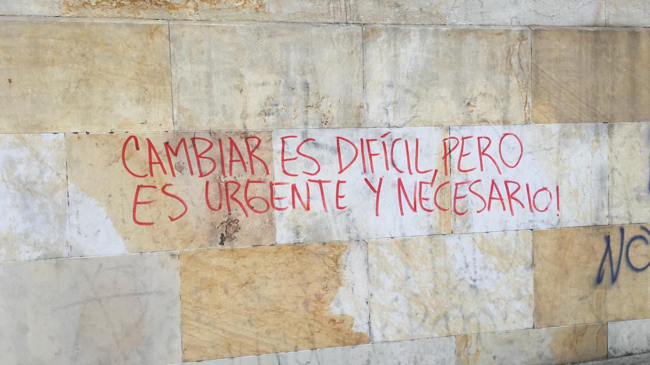 La Plaza de Bolívar, en Bogotá, luego de las manifestaciones