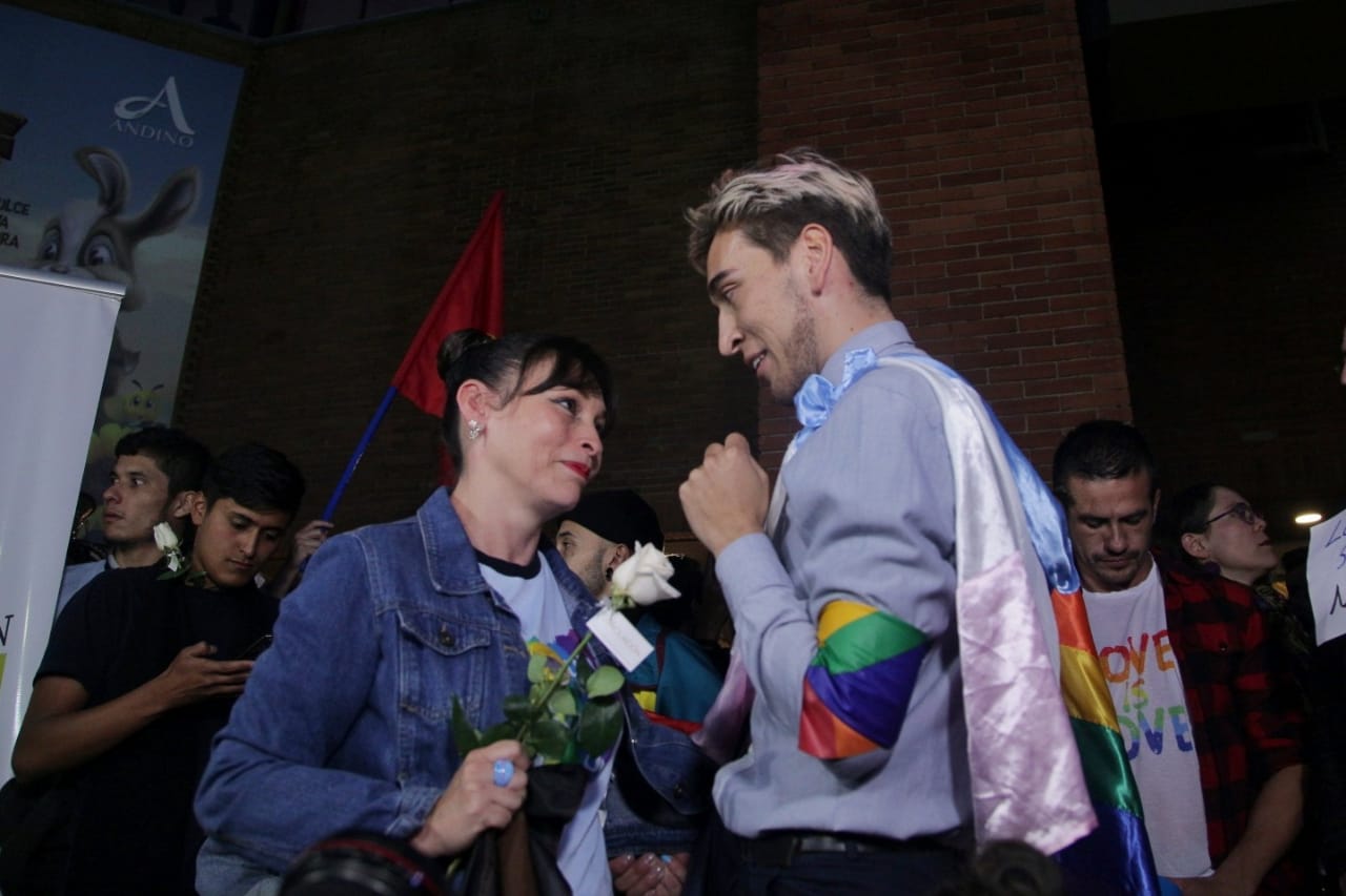 Besatón en Bogotá. 17 de abril 2019