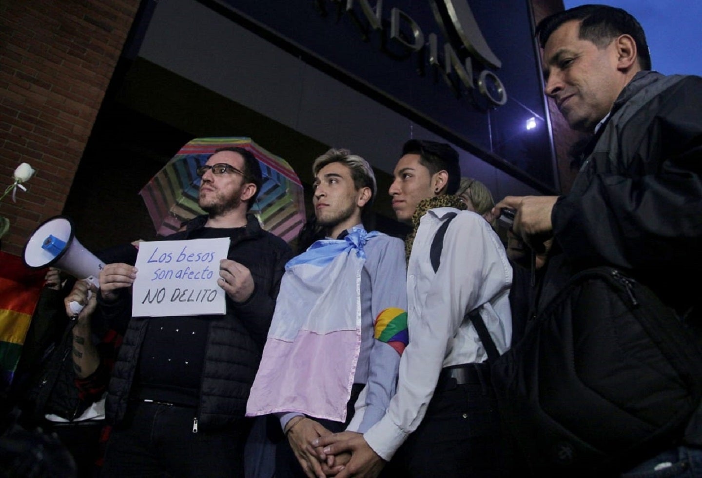 Besatón en Bogotá. 17 de abril 2019