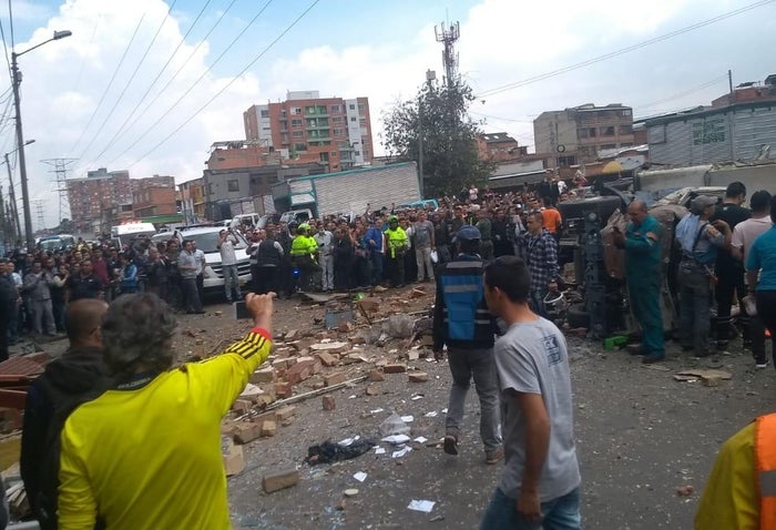 Explosión en Avenida Rojas con Calle 70
