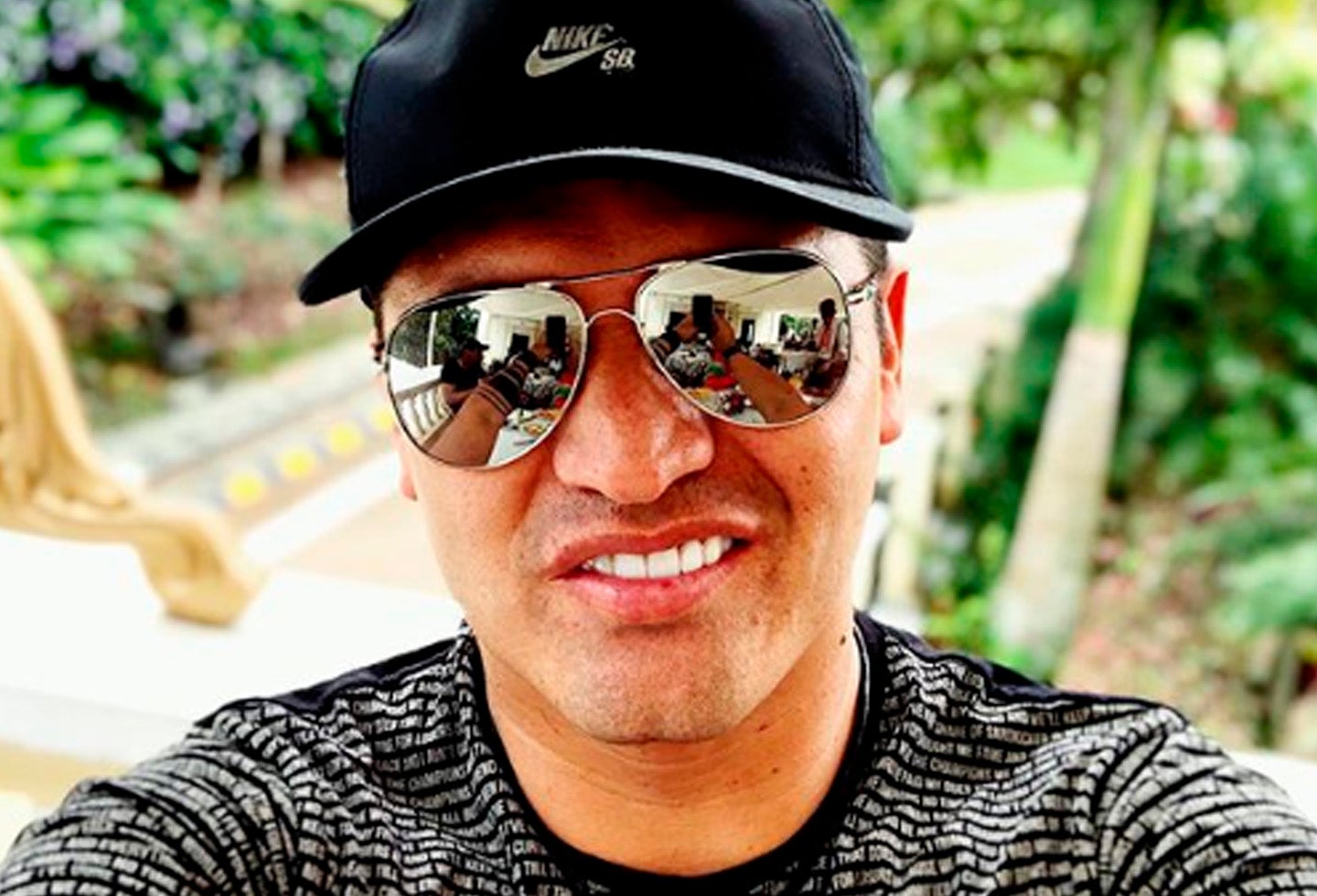 Hassam firmó extraño acuerdo