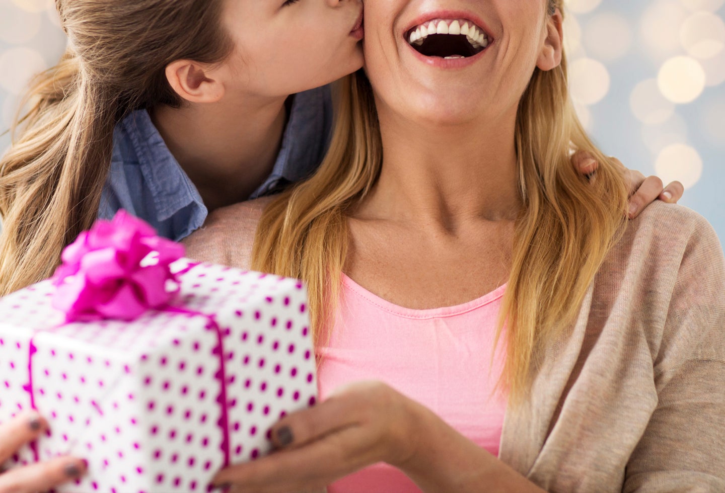 Revelan dónde conseguir el regalo para mamá sin quedar pelado