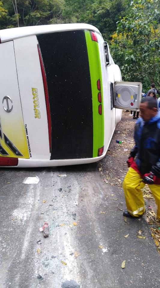 Accidente vía Bogotá Girardot