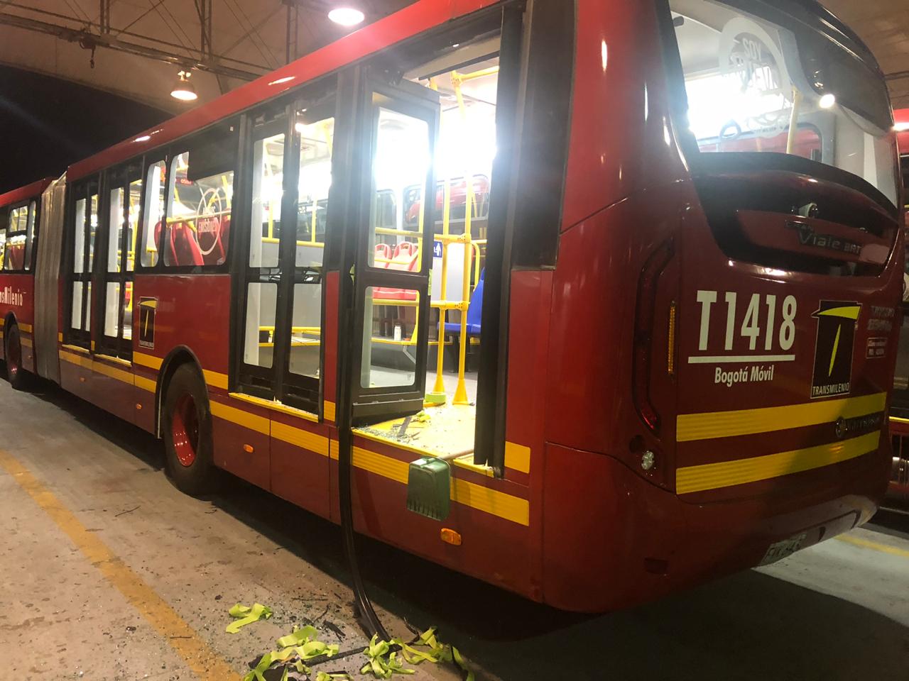Daños a bus de Transmilenio