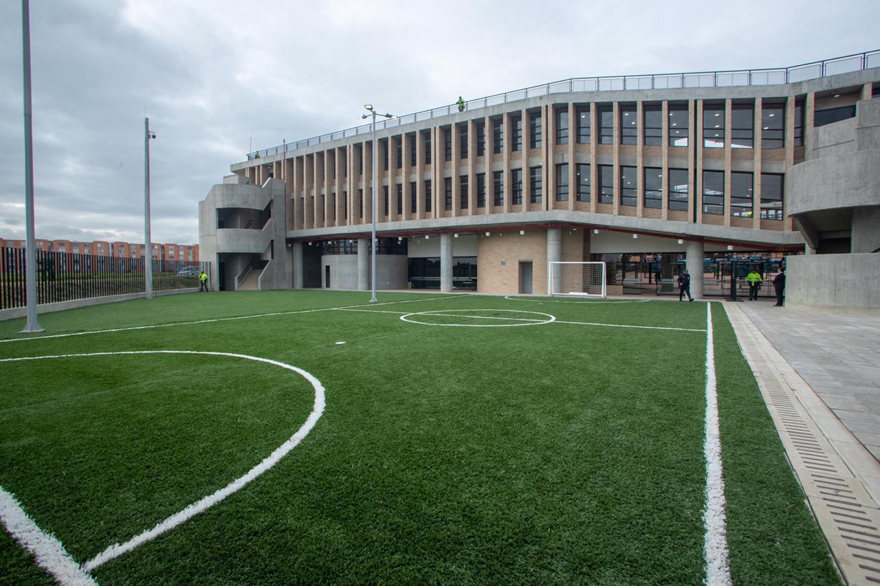 Colegio Bicentenario de la Independencia, en la localidad de Bosa