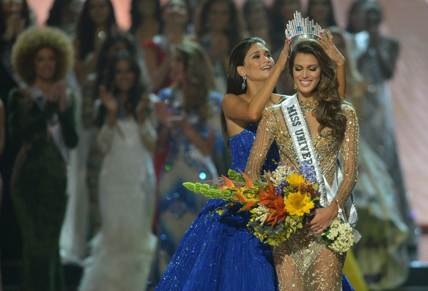 Iris Mittenaere, Miss Universo 2016