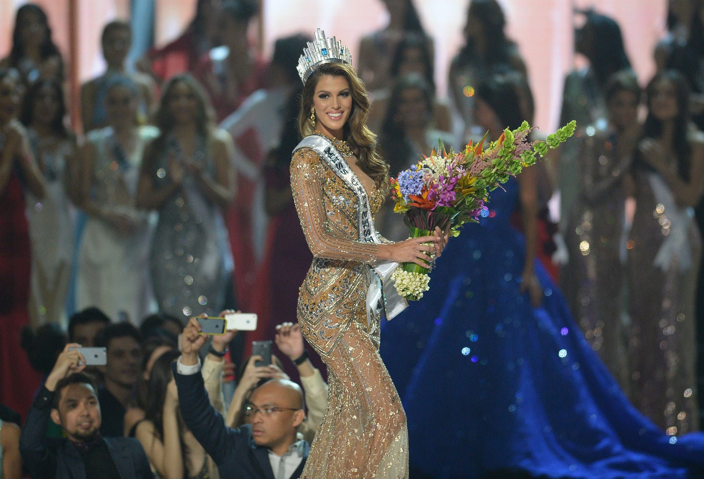 Iris Mittenaere, Miss Universo 2016