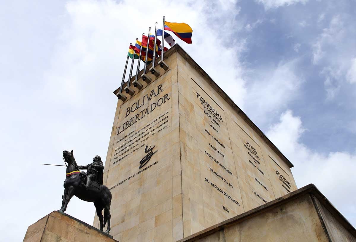 Monumento Los Héroes / Esculturas de Bogotá / Patrimonio de Bogotá / Estatuas de Bogotá