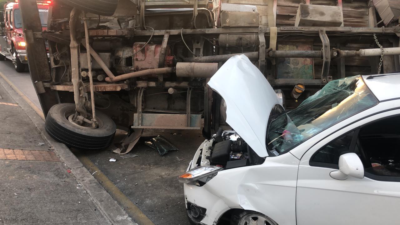 El accidente en la carrera 30 con calle 2, en Bogotá