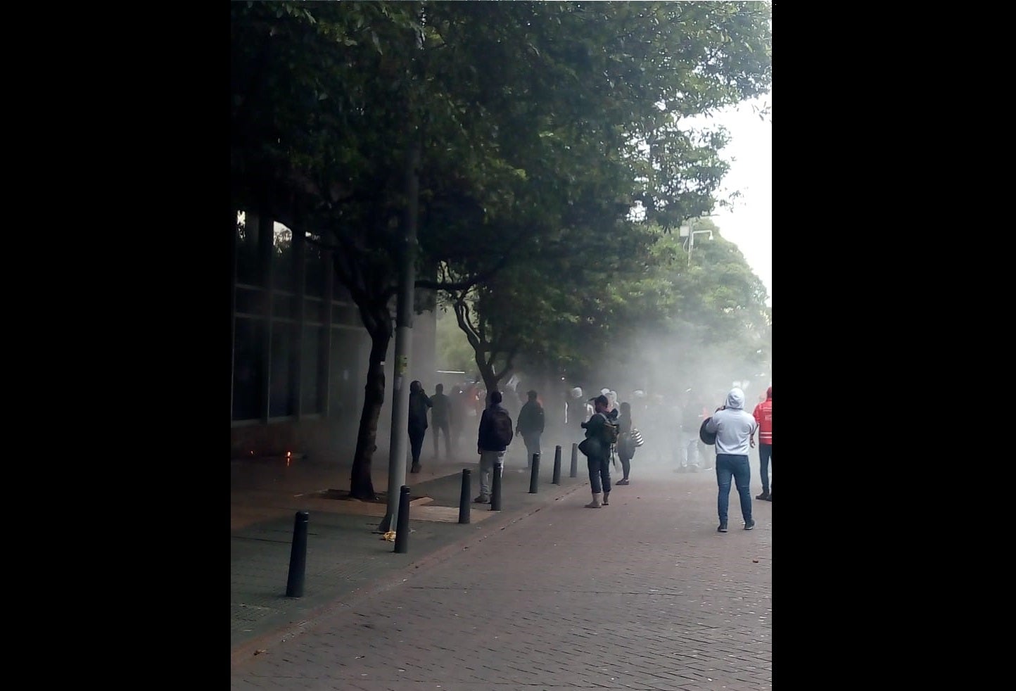 Encapuchados rompieron todos los vidrios del ICETEX