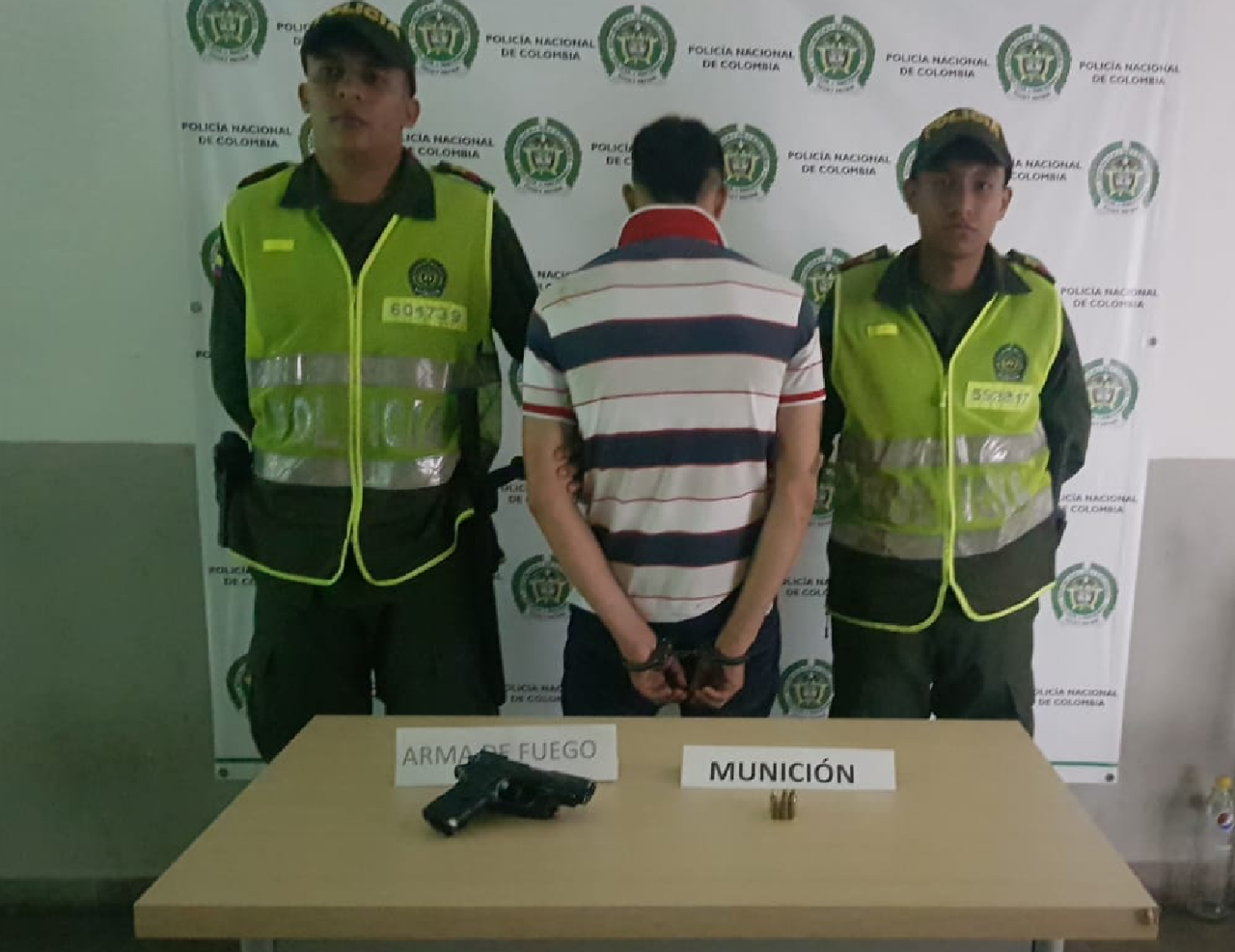 En medio de una riña fue capturado un hombre con una pistola hechiza