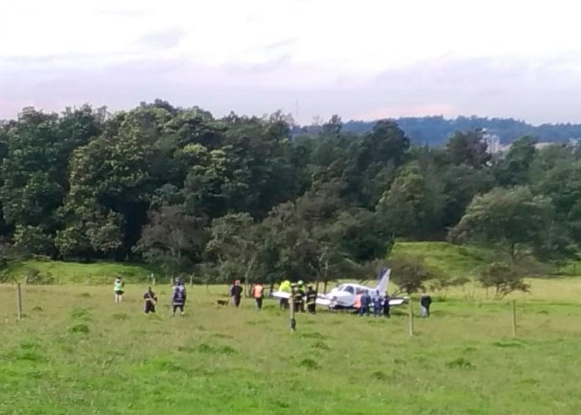Avioneta aterriza de emergencia en el norte de Bogotá