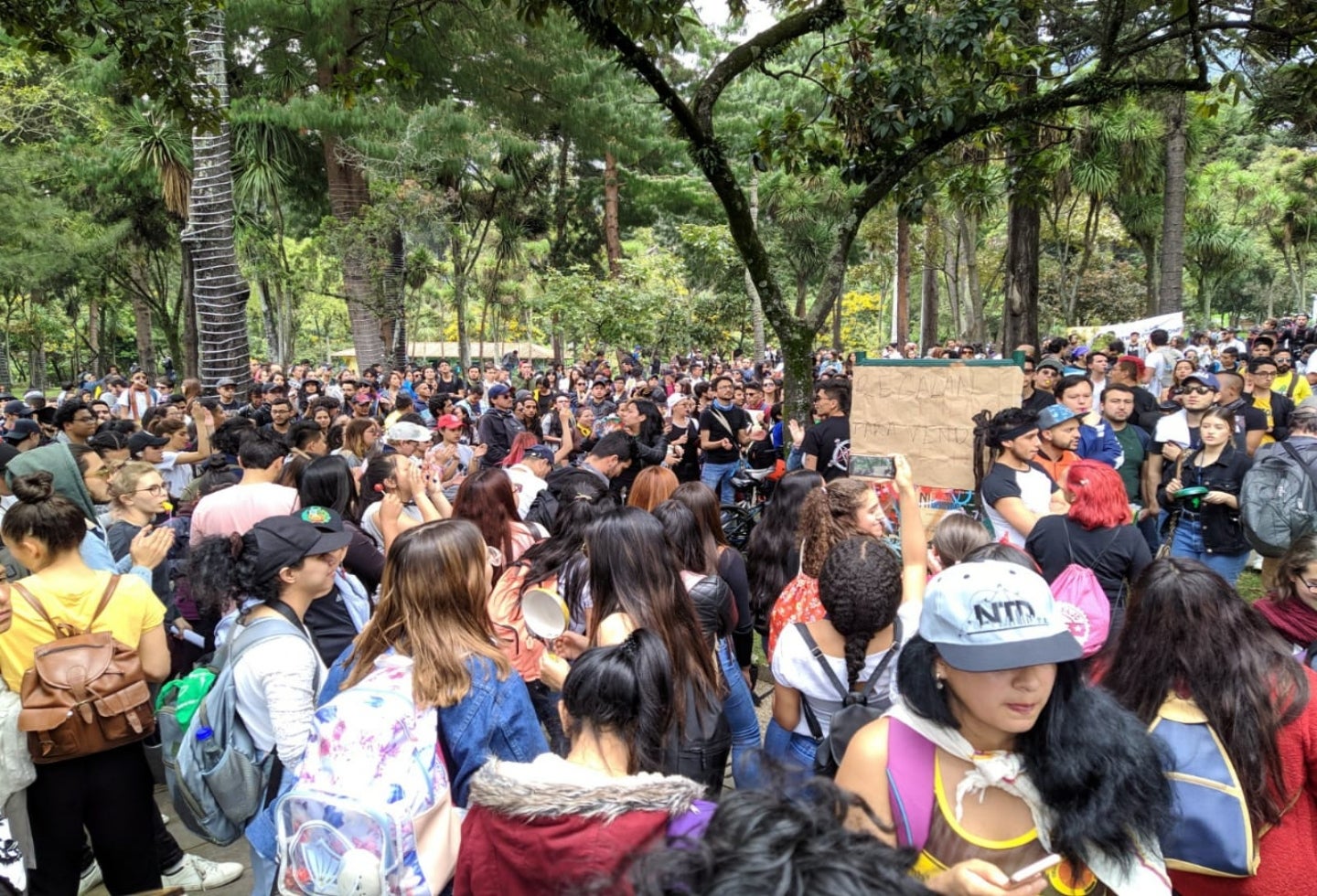 Manifestantes van rumbo a la Plaza de Bolívar