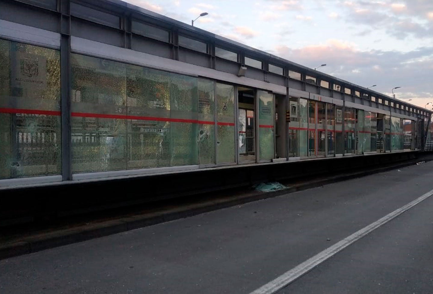 Daños en estación Transmilenio