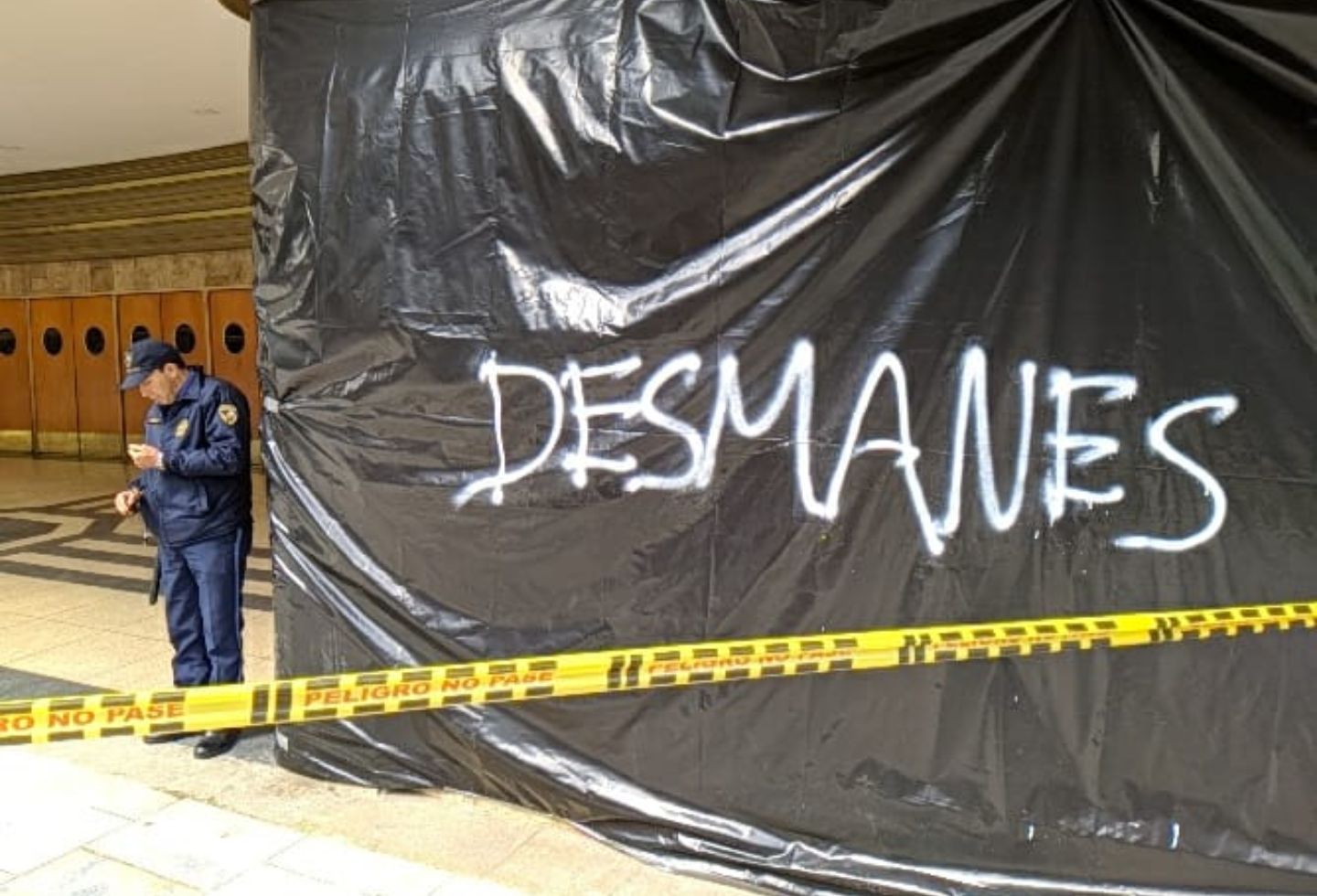 Los choques dejaron al menos 57 civiles y 70 policías heridos, y 43 capturados en toda Colombia.