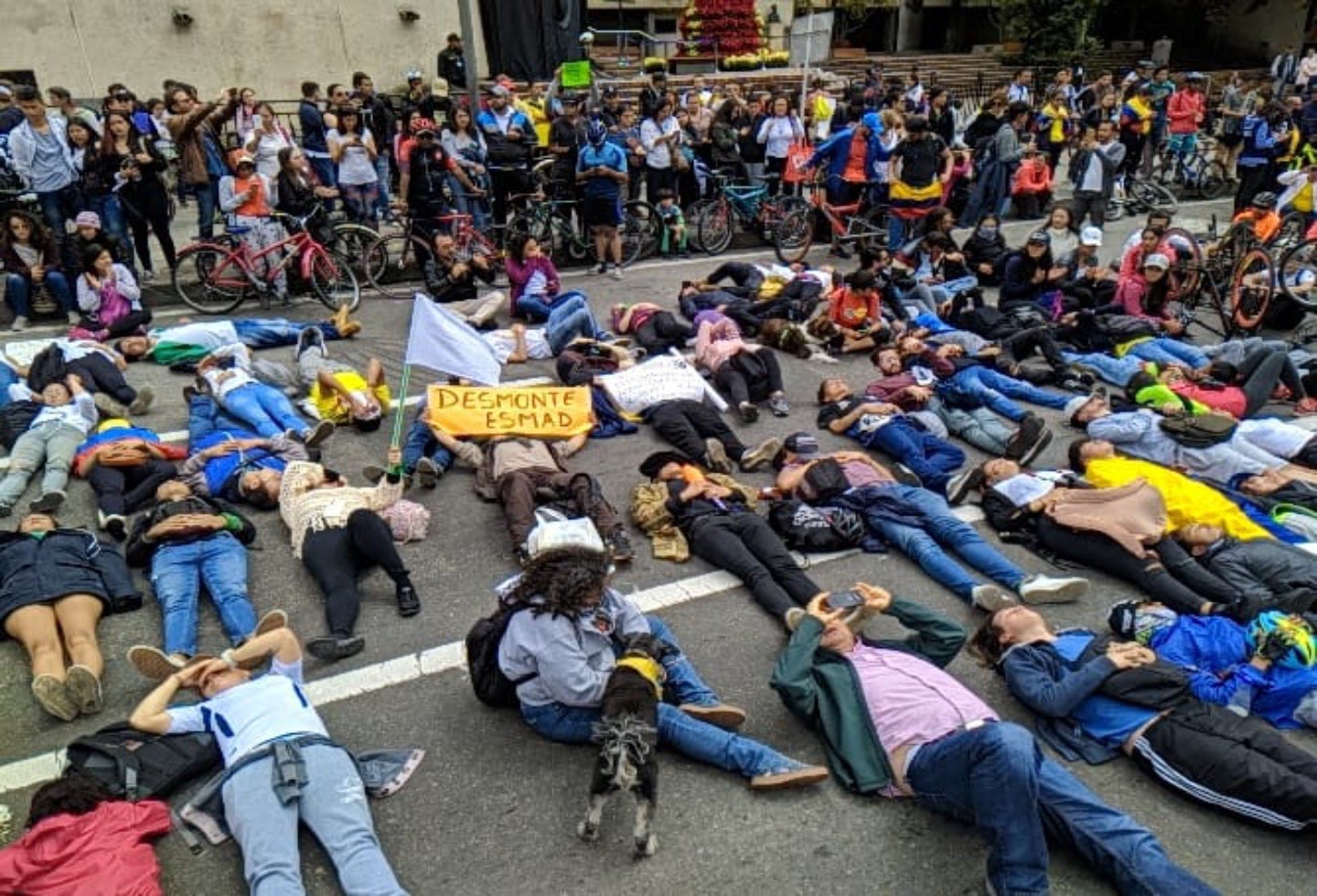 Plantón por Dilan Cruz