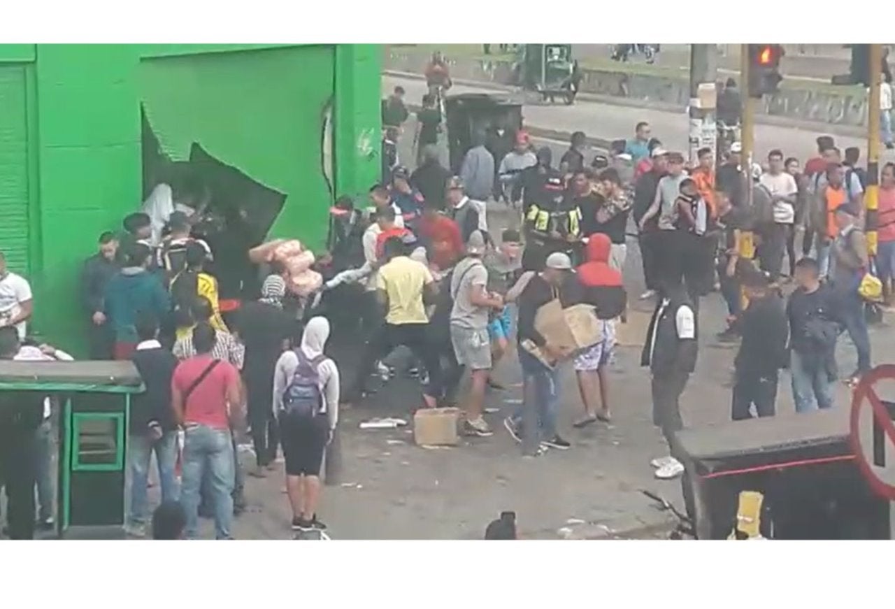 Saqueos en Patio Bonito