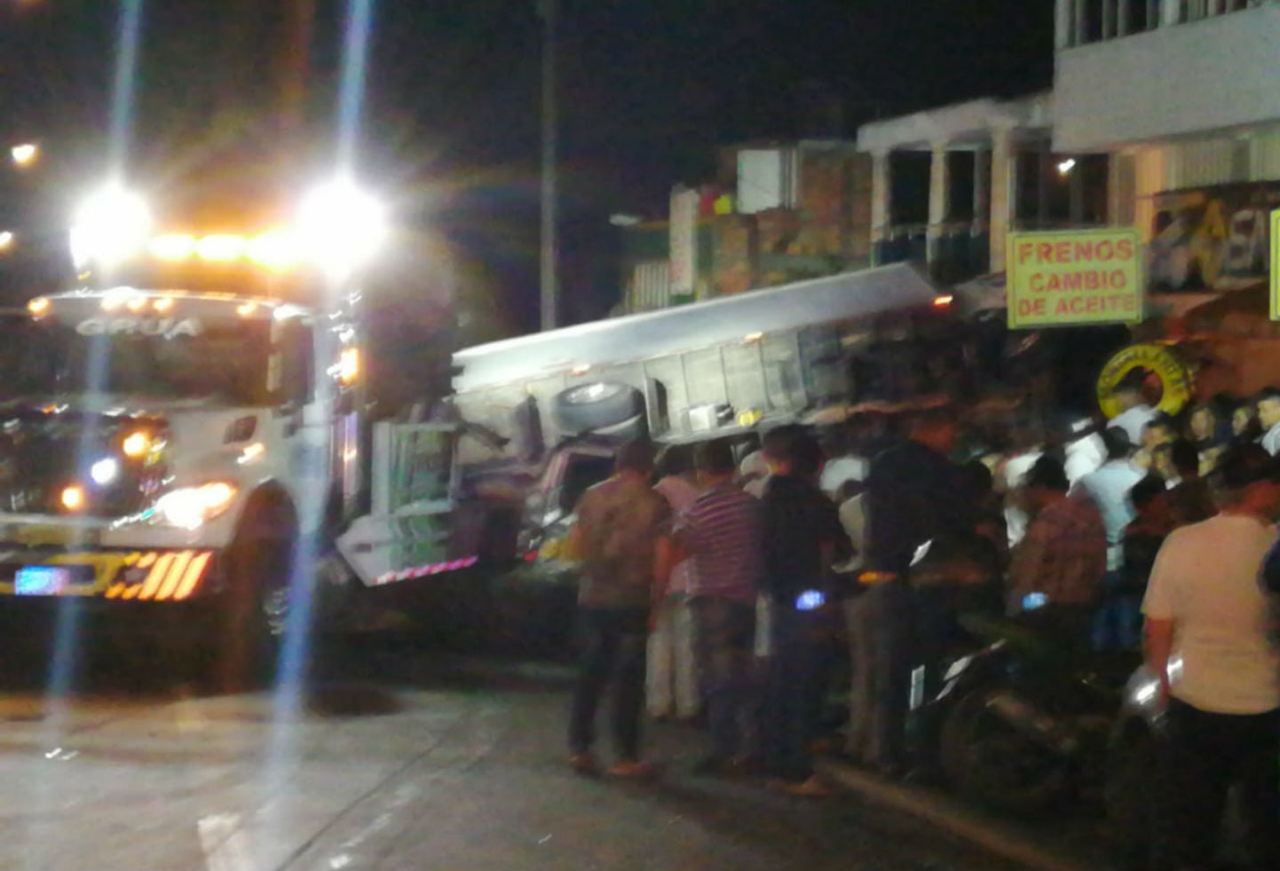 Accidente de tránsito en La Vega deja más de 25 heridos