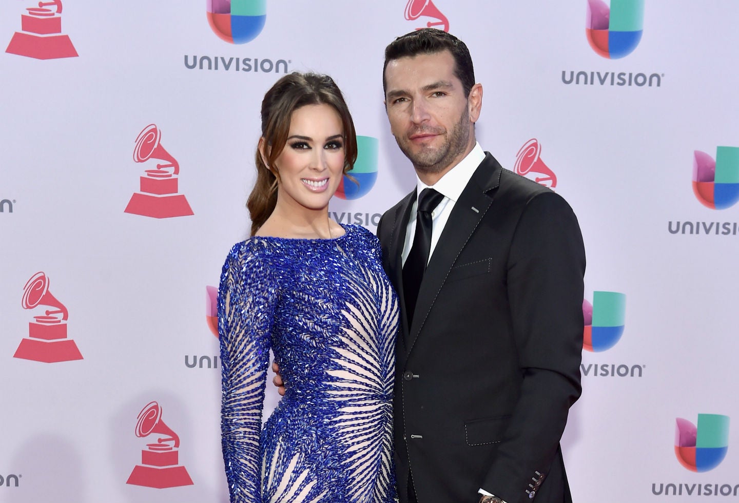 Jacqueline Bracamontes y Martín Fuentes