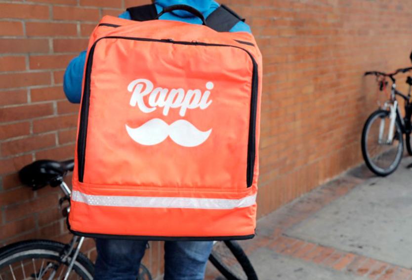 El reporte que recibió Red PaPaz, advirtió que un adolescente había comprado 2 botellas de Vodka a través de la plataforma electrónica Rappi