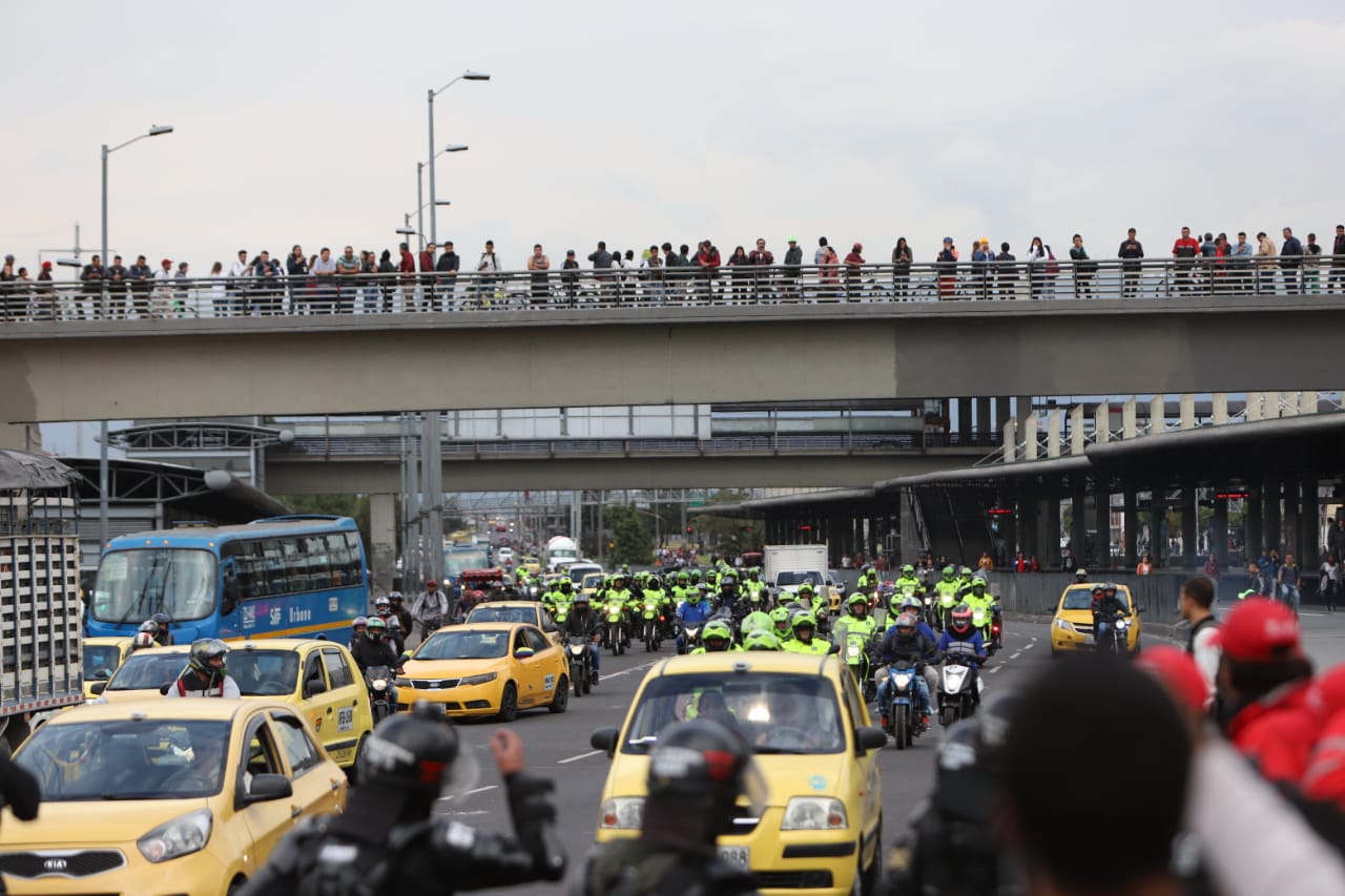 Enfrentamientos en la avenida de las Américas