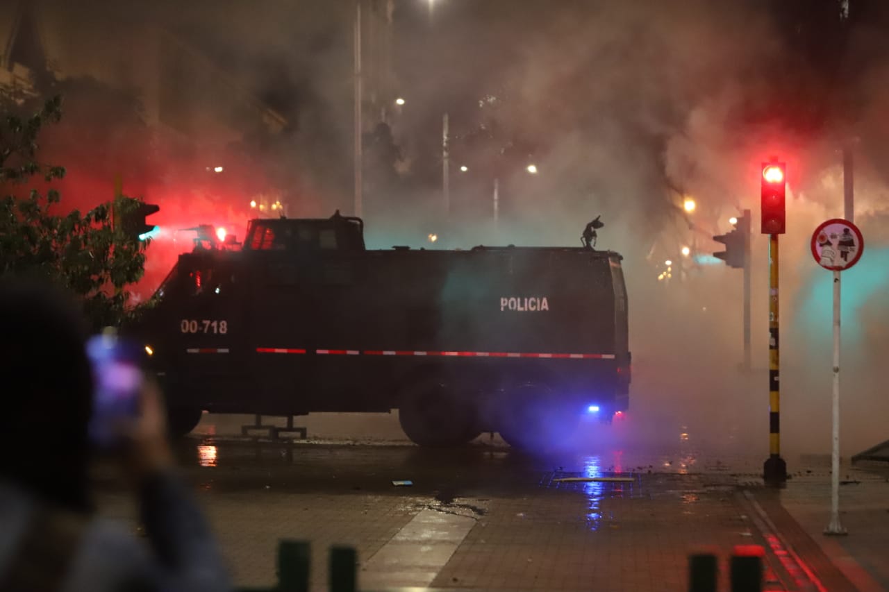 Enfrentamientos en la Plaza de Bolívar