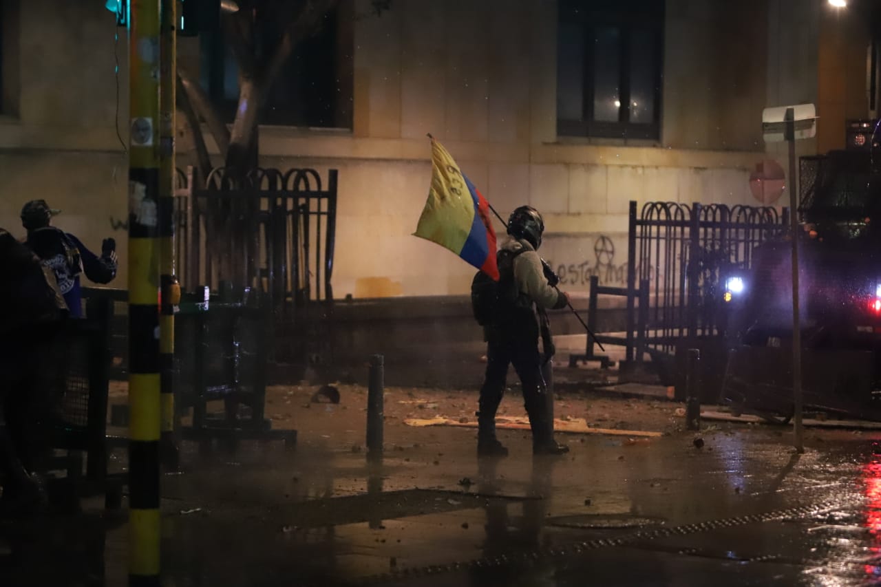 Enfrentamientos en la Plaza de Bolívar