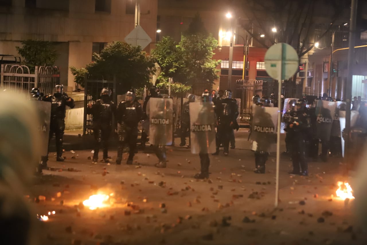 Enfrentamientos en la Plaza de Bolívar
