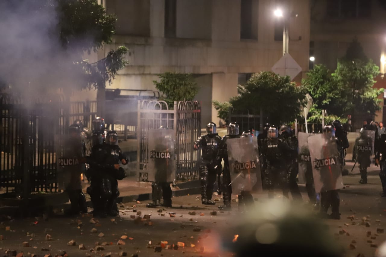 Enfrentamientos en la Plaza de Bolívar