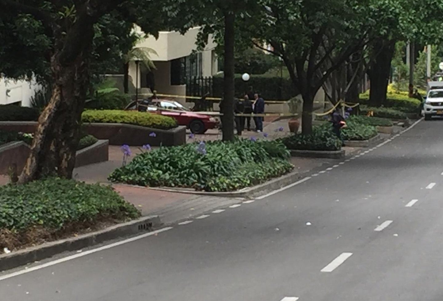 Carro abandonado en Bogotá