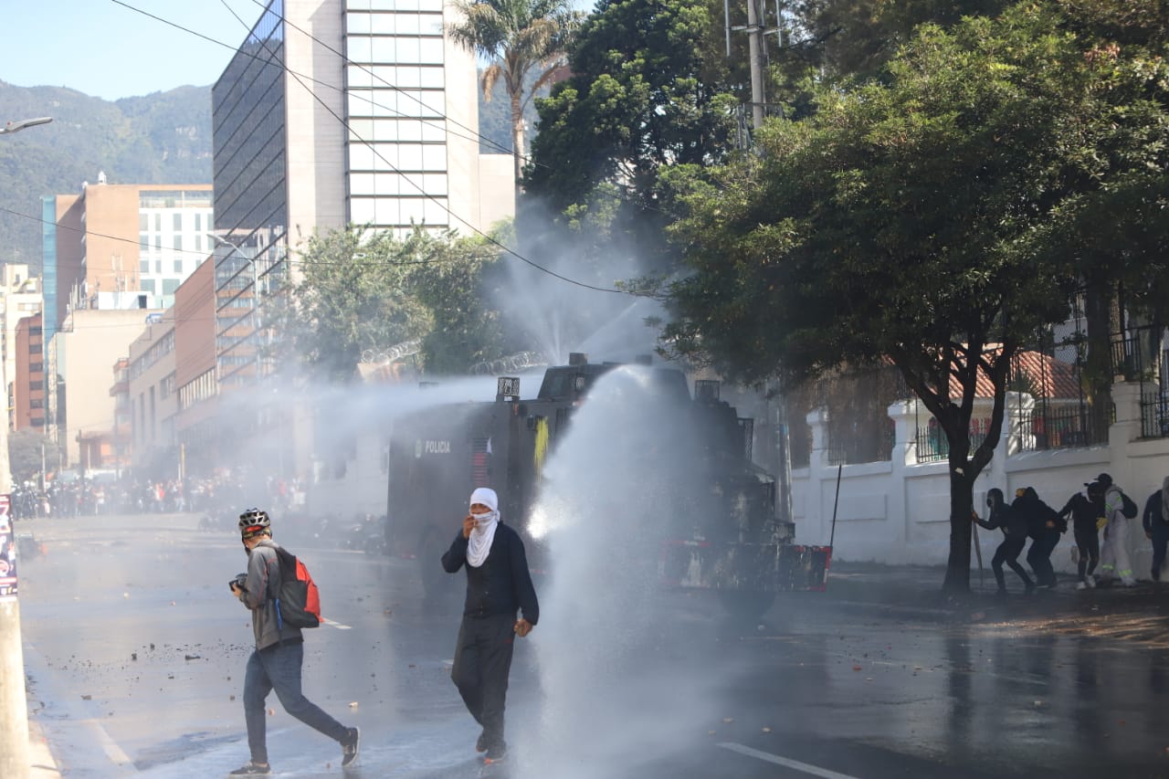 Disturbios en la Universidad Pedagógica - Imágenes de referencia
