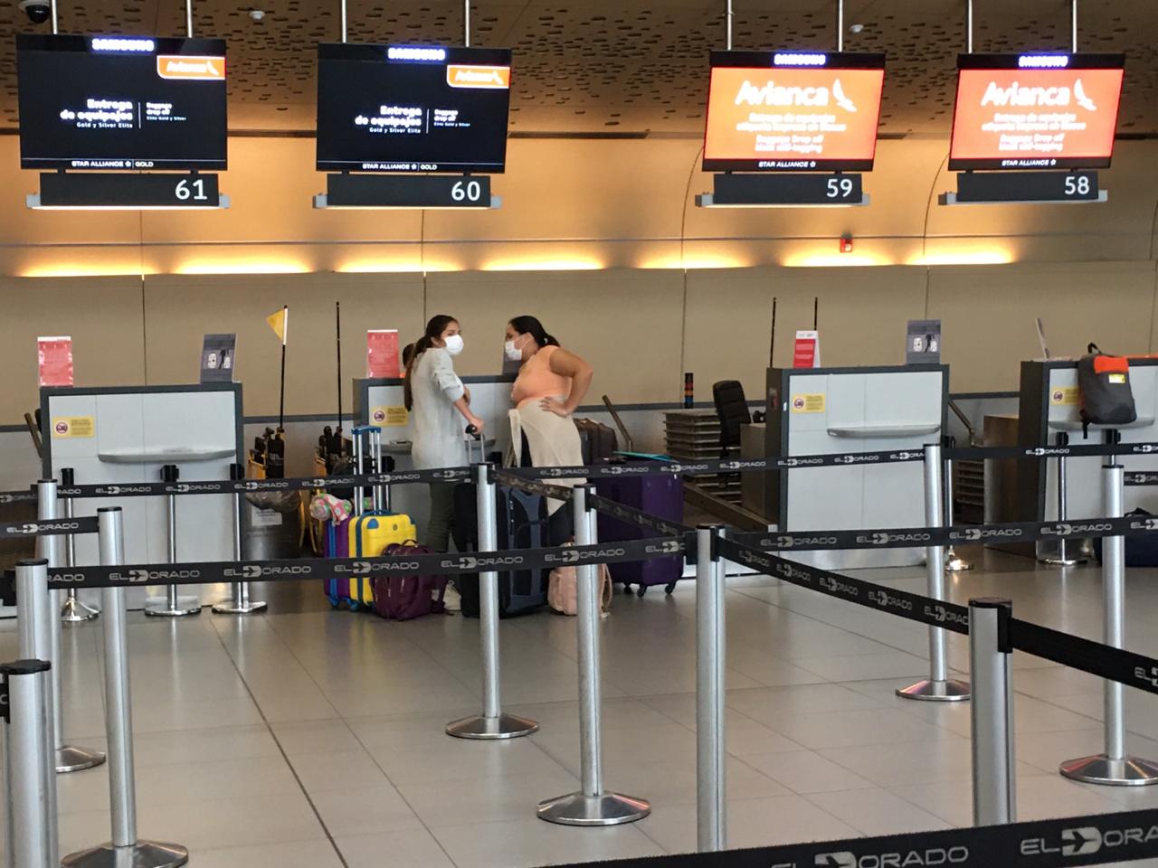 Controles por coronavirus en el aeropuerto El Dorado