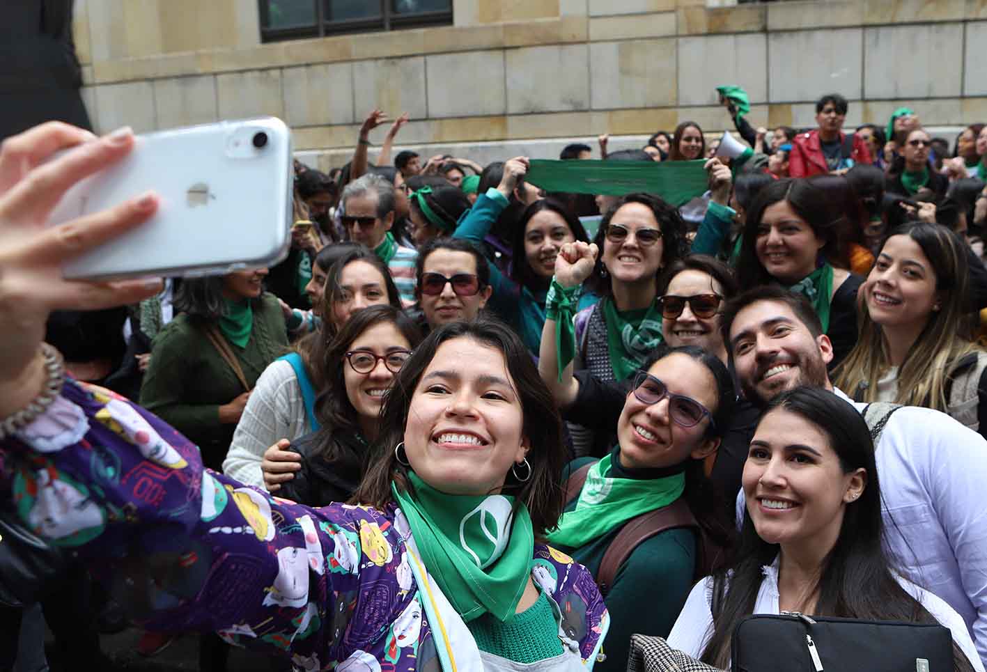 Más de 30 docentes del país entregaron a la Corte una carta abierta en la que piden a los magistrados despenalizar el aborto en Colombia.