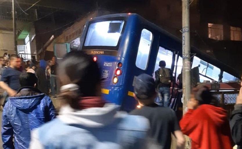 Sitp atropelló a ocho mariachis cerca al Portal Américas