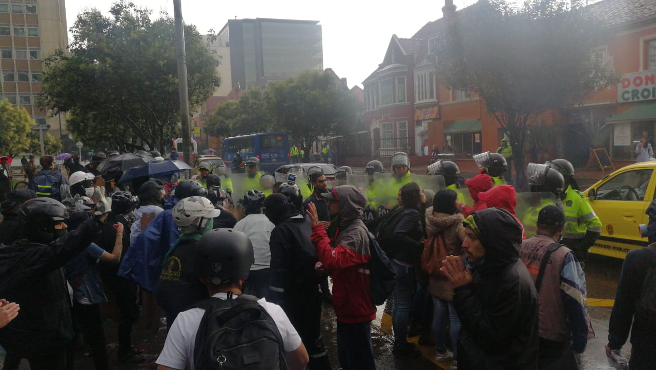 Protestas en la carrera 13