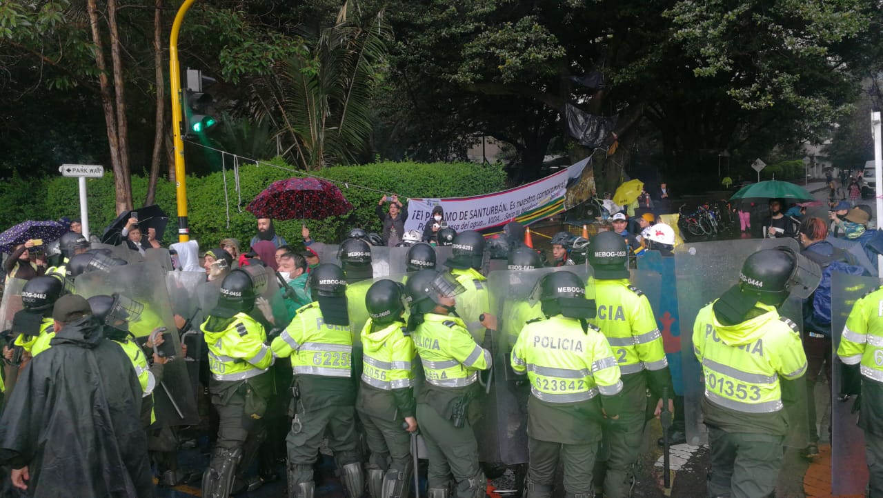 Protestas en la carrera 13