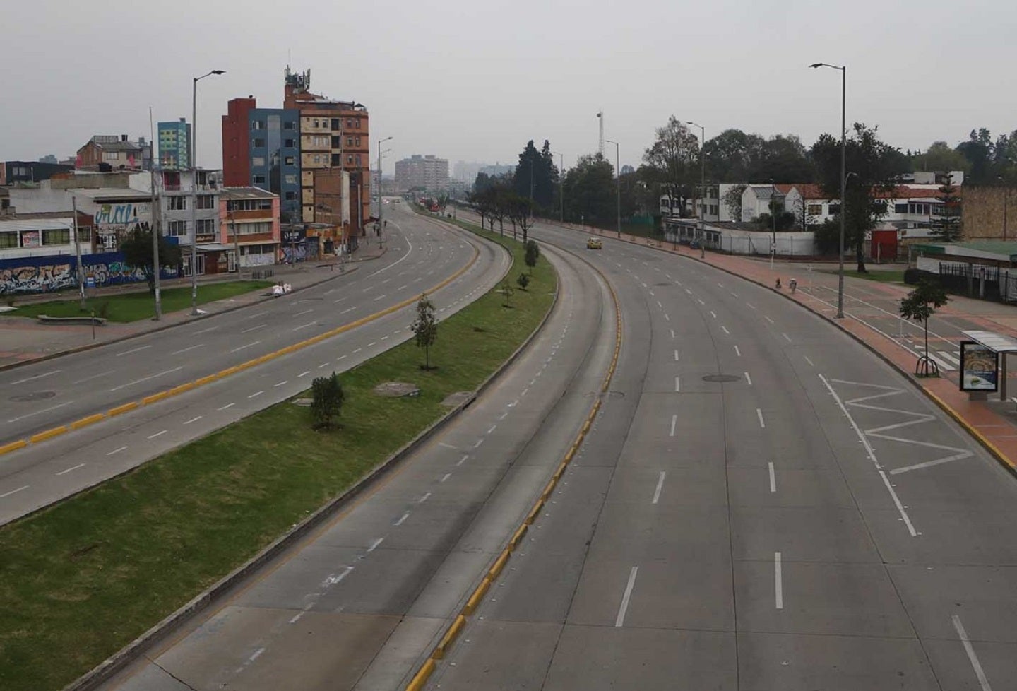 Bogotá amanece desolada