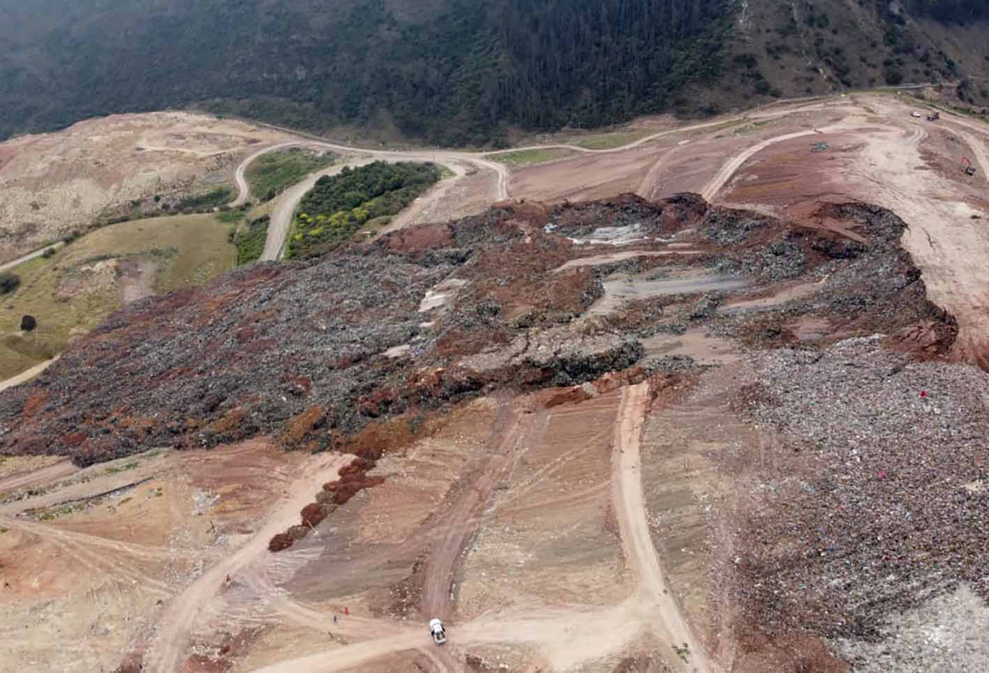 Habitantes de barrios como Mochuelo y San Joaquín, están entre los afectados por esta situación sanitaria.