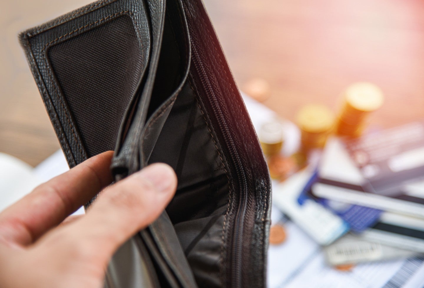 DANE revela que los colombianos cada vez se consideran más pobres