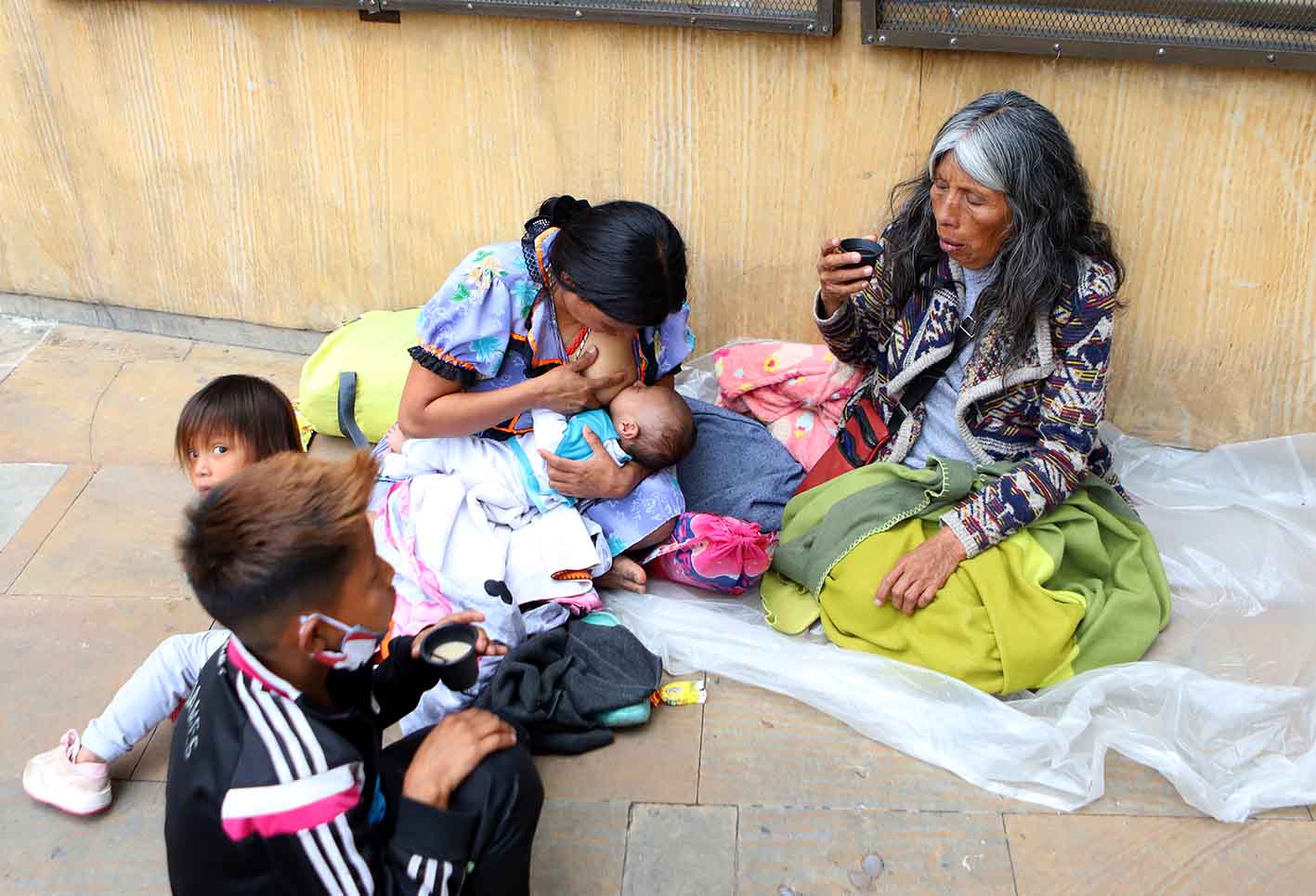 El hambre y el frío son la constante entre los Embera.