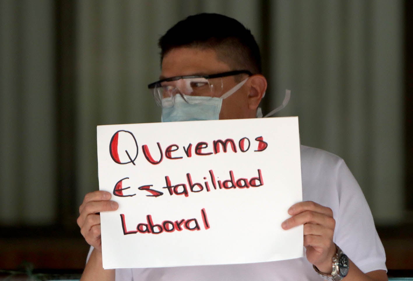Protestas de trabajadores médicos y enfermeros en medio de coronavirus en Colombia