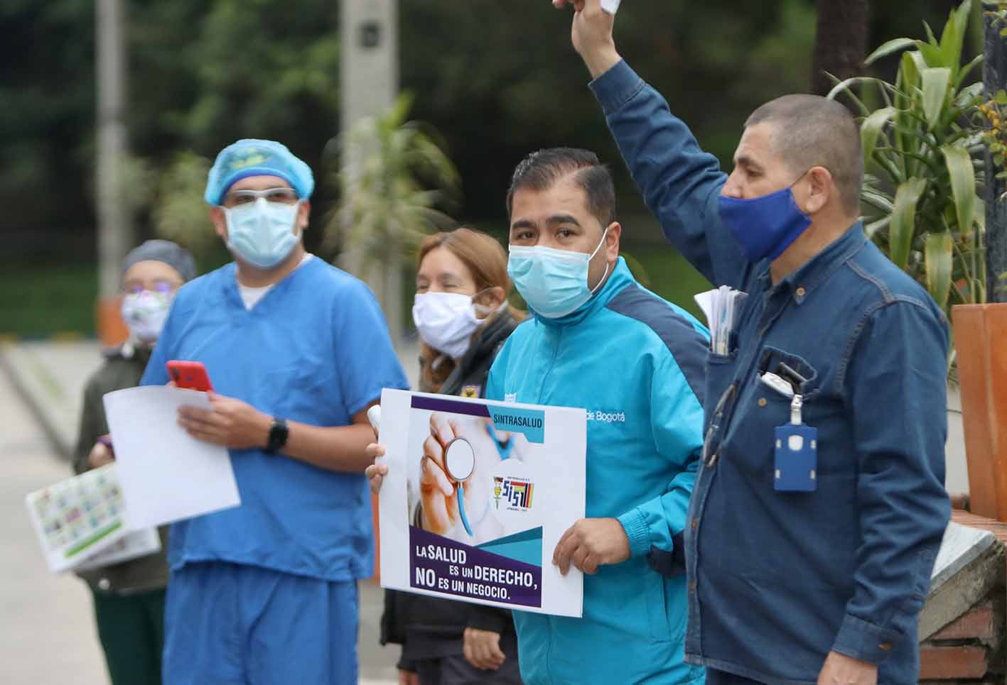 Protestas de trabajadores médicos y enfermeros en medio de coronavirus en Colombia